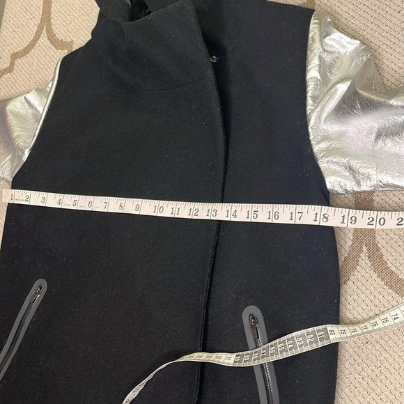 Nike Women's Destroyer Butterfly Black Wool Silver Leather Jacket - Picture 12 of 16